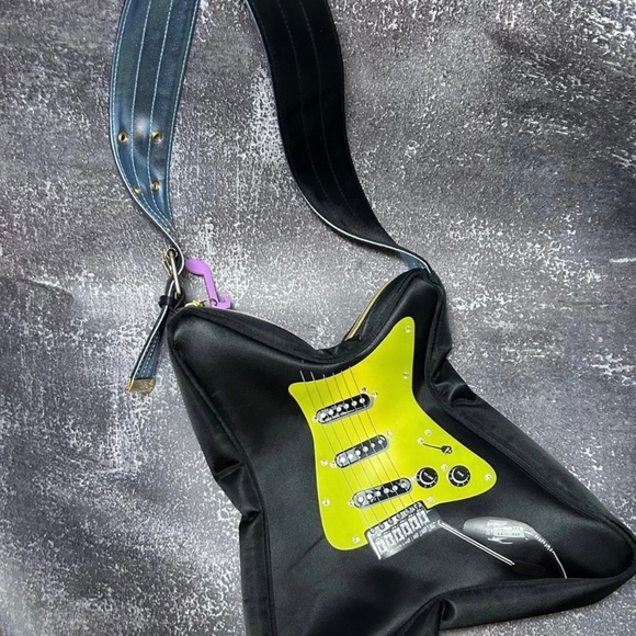 Vintage III Parcel Black & Yellow Electric Guitar Crossbody Shoulder Bag Purse - Picture 1 of 11